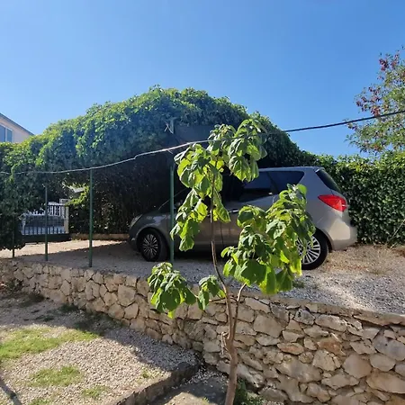 My Dalmatia - Franka Near The Vikendica Sibenik